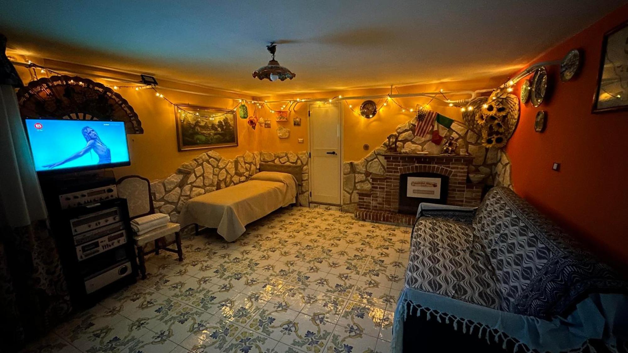 Mamma Mia S Villa Airola